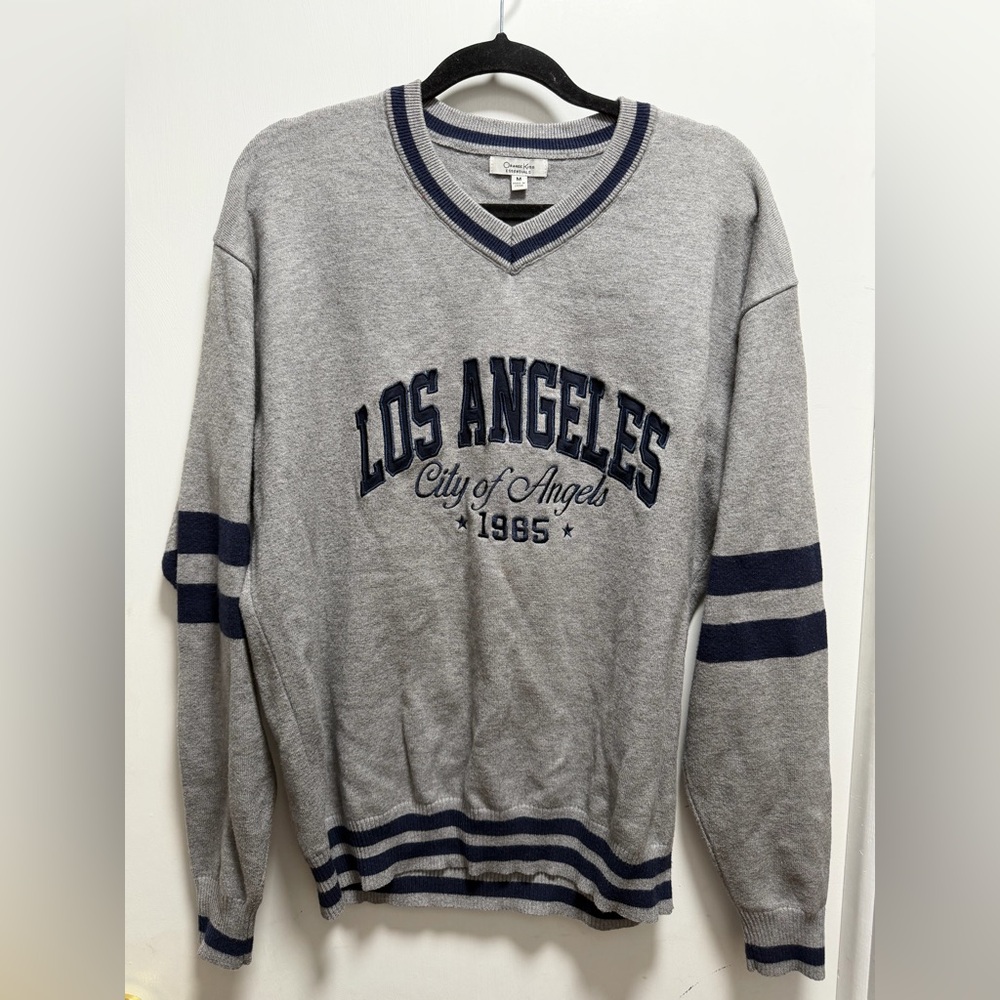 Los Angeles V-Neck Pullover Sweater - Gray/Navy Orange Kiss Essentials Preppy M